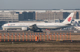 Boeing 777-39L(ER)