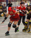 Roller Derby Rogue Warriors vs The Skateful Dead 01741 copy.jpg