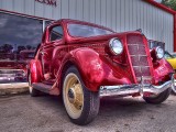 An HDR Version of this Ford Coupe
