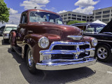 OOF but I like this truck. A 1954 Chevy P\U