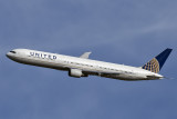 United Airlines Boeing 767-424/ER N67058