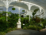 0979: Under the dome of the Kibble Palace