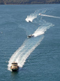 3105 Harbour craft from the bridge pylon