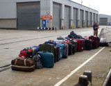 0174: Luggage ashore before passengers