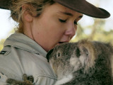 4809: Volunteer with koala