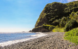 Rocky beach along the Piilani Highway