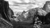 Yosemite Valley Pano.jpg