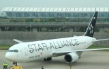 Asiana B-767-300 in Star Alliance color