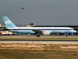 B757-200  D-AMUS  