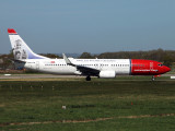 B737-800  LN-DYU  