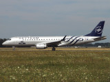 Emb 190  PH-EZX 