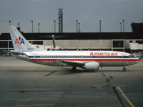 B737-300 N673AA  