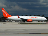 B738 C-FLSW 