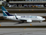 B737-700 C-FMWJ 