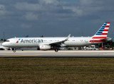 A321 N141NN 