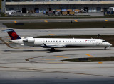 CRJ N928XJ 