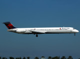 MD-88 N927DA 