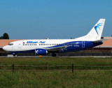 B737-500 YR-BAG 