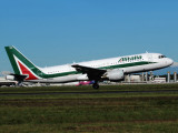 A320 EI-DSG