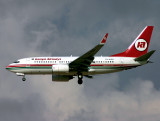 B737-700 5Y-KQG 
