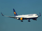 B767-300 TF-ISN 