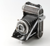 01 Welta Perle 120 Roll Film Folding Camera.jpg