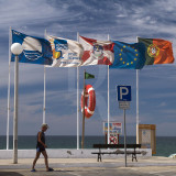Praia acessvel para todos, com boa qualidade de gua, info., segurana e servios; em Faro, Comunidade Europeia, Portugal...