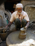 Potter in Haravi, Mumbai, India.