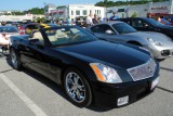 Cadillac XLR, next to a 2009 Porsche Cayman / 987 (2846)