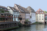 Strasbourg buildings by canal 2.jpg