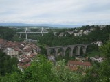 Presque aussi clbre que le viaduc de Millau, Fribourg possde le pont de la Poya