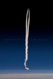 777 showing off her huge contrail
