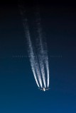 Qatar A340 - Contrail