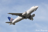 Airbus A319 (N820UA) 