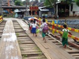 Schoolkids En Route - Indein Village.jpg