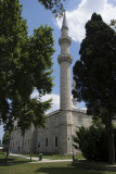 Istanbul Suleymaniye Mosque Garden area 2015 1208.jpg