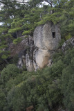 Labraunda rock grave 3875.jpg