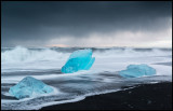 Fantastic ice formations (and heavy rainfall) at the beach close to Jkulsarlon - Iceland