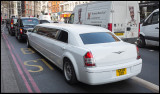 Bentley in Oxford Street - NOT made for small parkinglots….