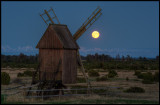 Nightshot of a windmill near Klinta