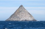 BDU132_07_Pyramid-Rock.jpg