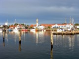 Poeler Hafen mit Leuchtturm