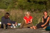 Rose-Marie, Anja & Sanna i matbestyren.