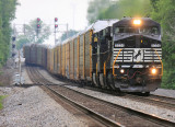 NS 275 crosses over at Norwood to get by 170 working at the Somerset yard