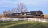 Penn Central 1073 leads NS 23G at Vanarsdale Ky on the Louisville District