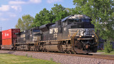 NS 23G comes around the curve into Salvisa 