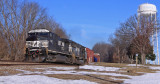 175 passes the Eubank water tower (which is located in Science Hill) on a clear winter morning 