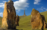 Stone and Memorial, Ham Hill (2259)