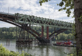 Dismantling of the old Sellwood Bridge