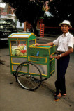 Kaki Lima (five feet) food vendor